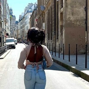 Abercrombie & Fitch Keyhole Open Back Top